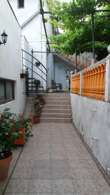 Guest House Cvoro Херцег Нови Екстериор снимка